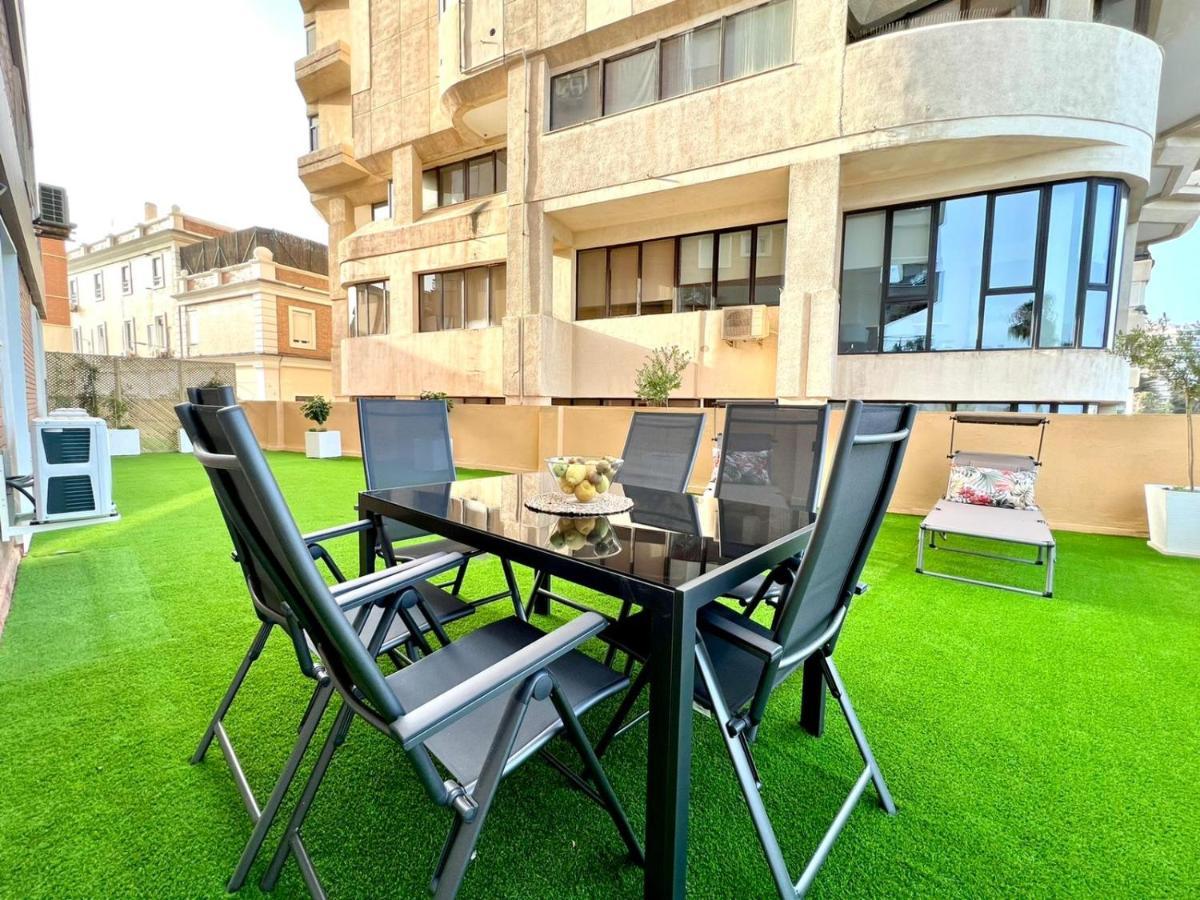 Malagueta Beach I & Private Terrace By Ele Apartments Málaga Exterior foto